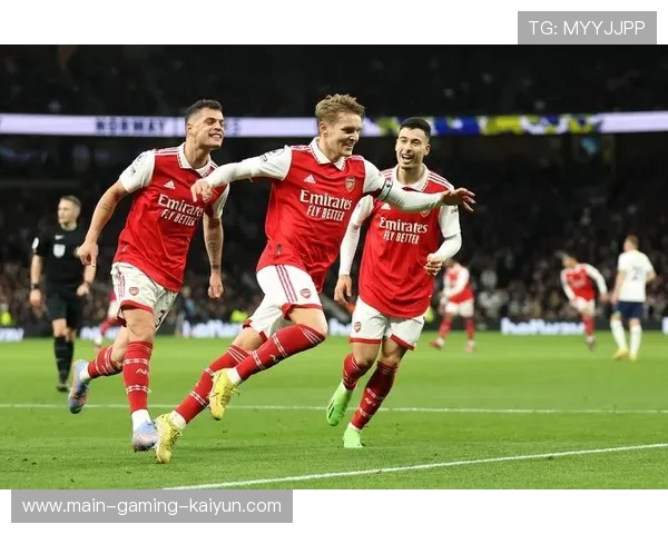 英超阿森纳角球轮换再次奏效，比分改变