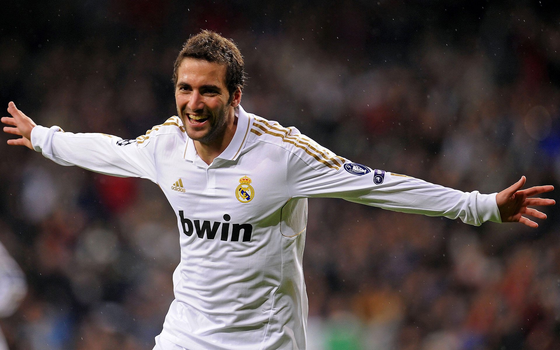 世界杯第二轮：巴西二连胜提前晋级 内马尔伤情牵动人心